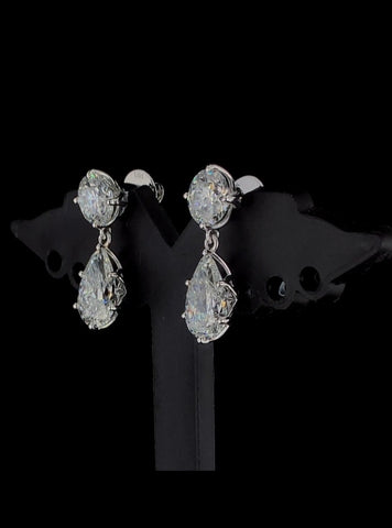 Dangling Drops Diamond Earring