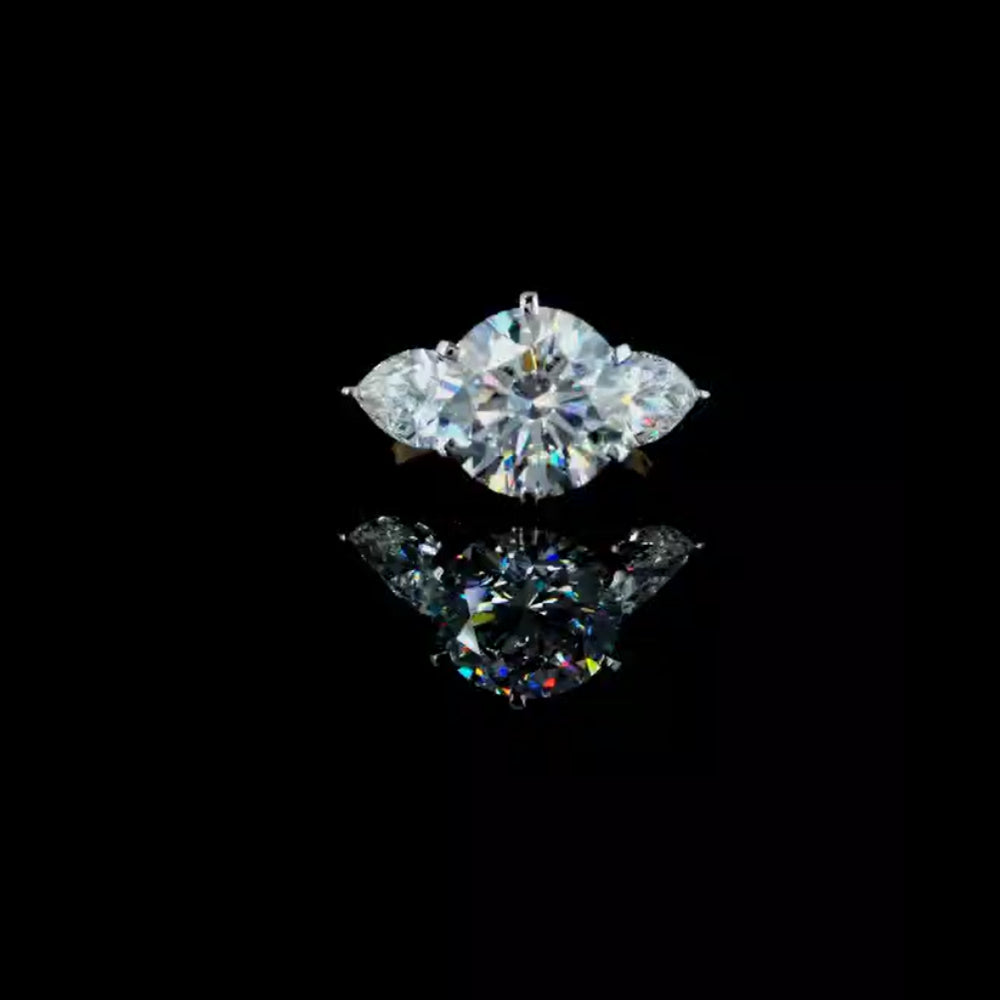 Designer 5ct diamond ring, 5.00 ct diamond, colour grade E - view 1 of 4