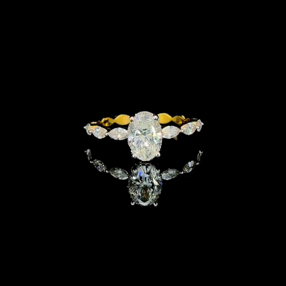 Oval diamond engagement ring