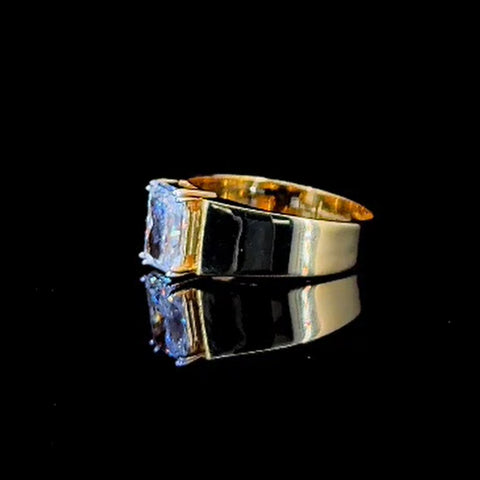Radiant gents engegment ring