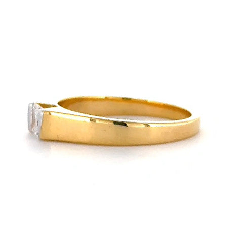 Gent's princess cut ring