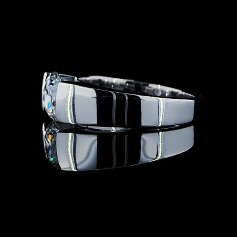 Platinum diamond ring