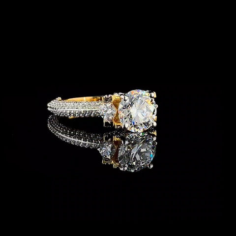 Diamond engagement ring