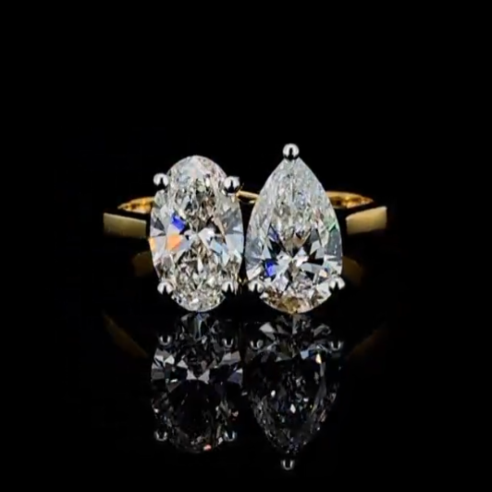 Toi et My Engagement Ring