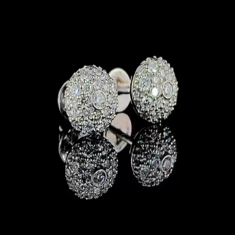Small Seeling Diamond Studs