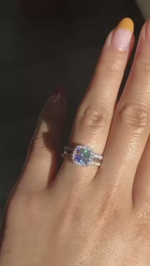 2 ct Solitaire Diamonds Ring, 2.00 ct diamond, colour grade E - rotating 360 degree video