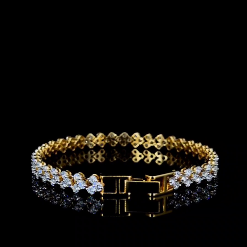 10 pointer tennis bracelet, 7.00 ct lab-grown diamond, colour grade EF - view 4 of 5