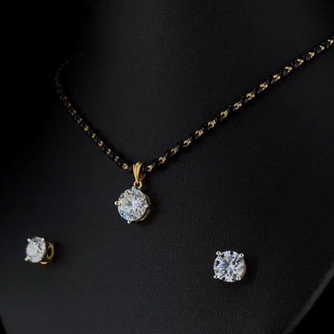 Solitare Pendent Set